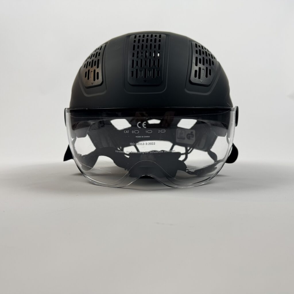 ABUS Hyban 2.0 ACE – kask rowerowy miejski z wizjerem i oświetleniem LED | Velvet Black | M (52–58 cm)